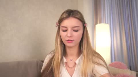 Snapshot of my_little_pollly chatting on 16, 6, 2026 Polly online show from 16, 6, 2026