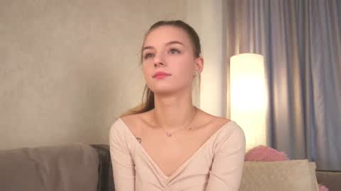Snapshot of my_little_pollly chatting on 17, 6, 2026 Polly online show from 17, 6, 2026
