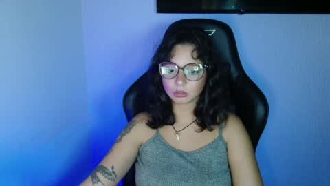 Snapshot of myamillor chatting on 5, 6, 2026 myamillor online show from 5, 6, 2026