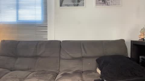 Myke esthetic online show from 11, 2, 2026