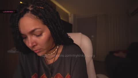 Snapshot of mykinkybunny chatting on 11, 2, 2025 jacke BUNNY online show from 11, 2, 2025