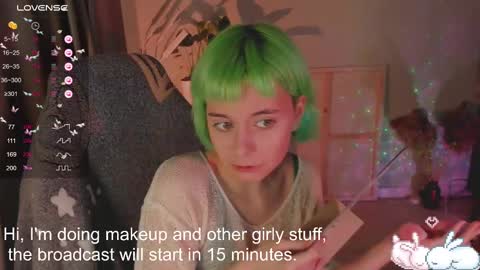 MylaFlores online show from 25, 2, 2025