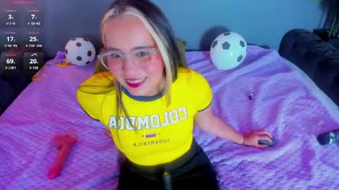Snapshot of mylleana chatting on 11, 7, 2026 Milena or Your Mile online show from 11, 7, 2026