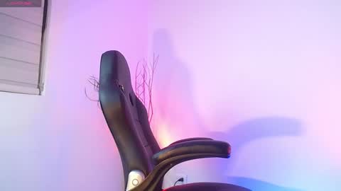 Snapshot of mylowallacee chatting on 18, 1, 2025 Mylo Wallace online show from 18, 1, 2025