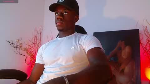 Snapshot of mylowallacee chatting on 10, 2, 2025 Mylo Wallace online show from 10, 2, 2025