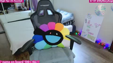 Snapshot of mymaryangel chatting on 1, 7, 2026 mymaryangel online show from 1, 7, 2026