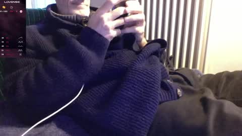 Bi sexy guy lovense hush is on private is open or password show tip if you like. online show from 1, 1, 2025