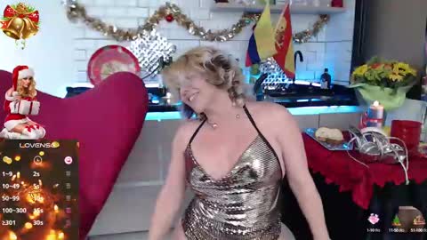 Snapshot of myrnasexxx chatting on 25, 12, 2024 Myrna Sessions online show from 25, 12, 2024