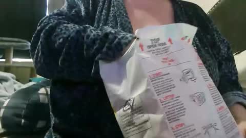 Snapshot of mysteriouswoman18 chatting on 4, 10, 2025 mysteriouswoman18 online show from 4, 10, 2025