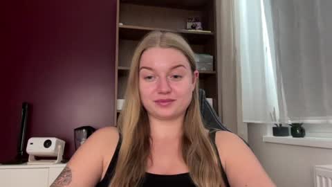 Snapshot of mysteryericax chatting on 21, 7, 2026 Erica online show from 21, 7, 2026