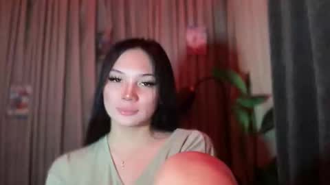 UR GIRL NEXTDOOR online show from 16, 3, 2026