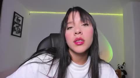 Snapshot of mysteyes chatting on 21, 9, 2025 Elena online show from 21, 9, 2025