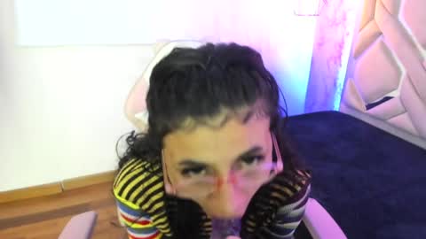 Snapshot of mystical_meteor chatting on 21, 4, 2026 mystical_meteor online show from 21, 4, 2026