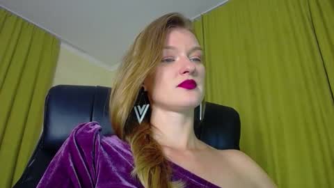 mysticvenus_ online show from 12, 11, 2025
