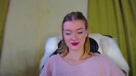 mysticvenus_ online show from 14, 12, 2025