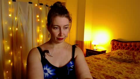 Snapshot of mystydew chatting on 15, 7, 2026 MystyDew online show from 15, 7, 2026