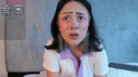 mythicall_girll online show from 5, 11, 2025