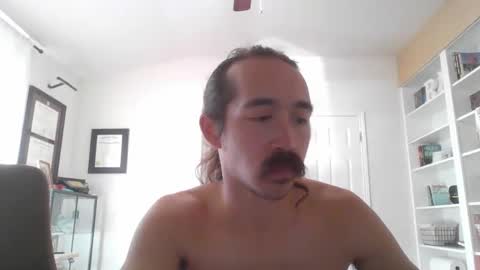 mythrowawayatx online show from 10, 3, 2025