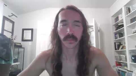 mythrowawayatx online show from 10, 4, 2026