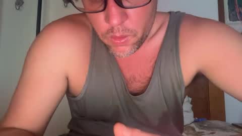 Snapshot of n343320 chatting on 3, 7, 2026 bsurfingers online show from 3, 7, 2026