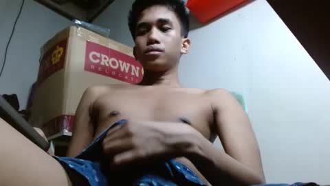 nachos072800 online show from 13, 4, 2026