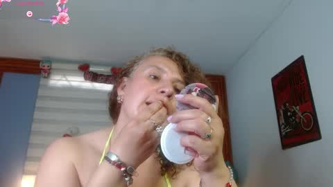 Snapshot of nadia_84 chatting on 6, 5, 2026 nadia_84 online show from 6, 5, 2026