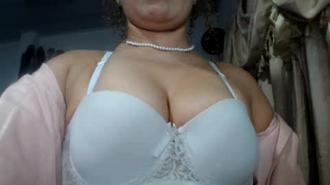 Nadia  online show from 10, 7, 2026