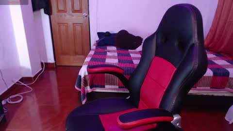 Snapshot of nadia_palmer chatting on 5, 12, 2024 Nadi online show from 5, 12, 2024