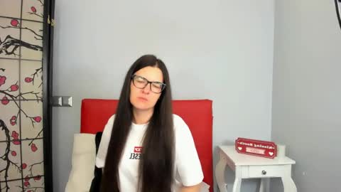 Snapshot of nadiatrue chatting on 19, 6, 2026 nadiatrue online show from 19, 6, 2026
