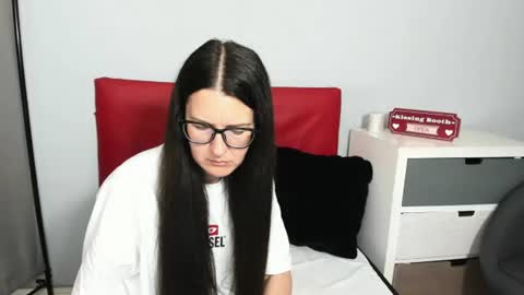 Snapshot of nadiatrue chatting on 26, 6, 2026 nadiatrue online show from 26, 6, 2026