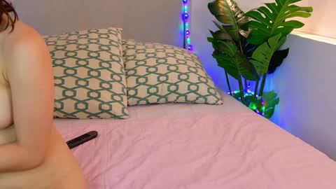 Nadine online show from 7, 12, 2024