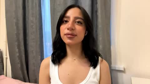 Snapshot of nadinevanni chatting on 24, 5, 2026 Leya online show from 24, 5, 2026
