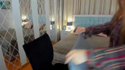 NadinGracefull online show from 27, 2, 2026