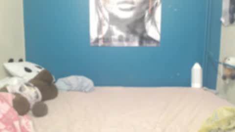 nadinnnea online show from 23, 9, 2025