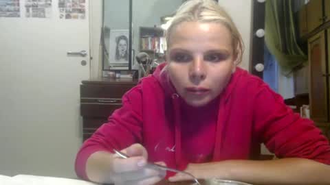 Snapshot of nadyagt chatting on 25, 6, 2026 nadyagt online show from 25, 6, 2026