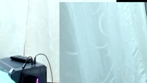 naely_ online show from 30, 10, 2025