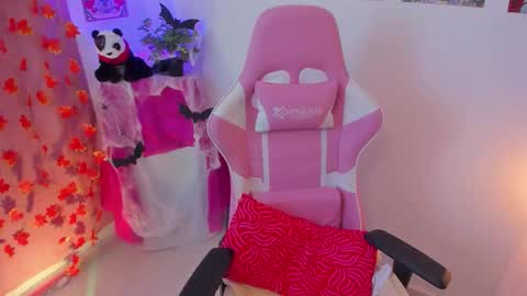 Nahara Soler online show from 23, 10, 2025