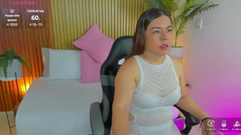 N A H I A online show from 25, 3, 2026