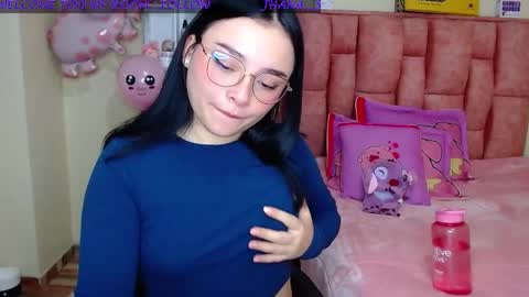 nahia cute     only   online show from 23, 1, 2025