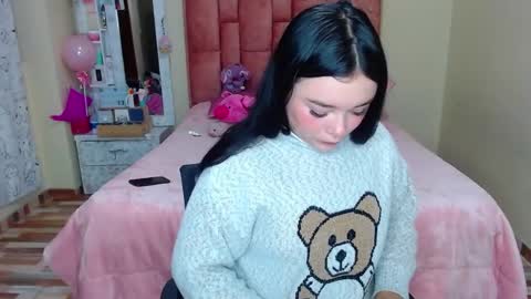 nahia cute     only   online show from 11, 3, 2025