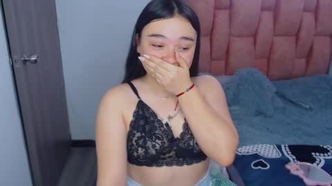 nahia cute     only   online show from 1, 3, 2026