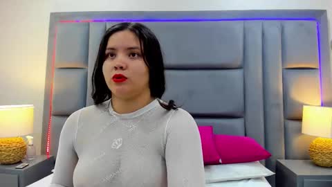 Nahia  online show from 13, 11, 2025