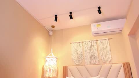 Nahimi online show from 27, 3, 2026