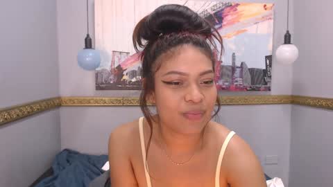 Snapshot of nahomi_tyler chatting on 19, 12, 2024 Nahomy online show from 19, 12, 2024