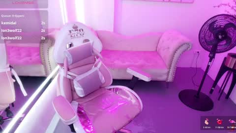 Snapshot of nahomi_velmont chatting on 5, 6, 2026 nahomi_velmont online show from 5, 6, 2026
