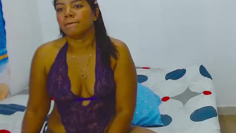 Snapshot of nahomiandmakelele2025 chatting on 14, 10, 2025 NahomiMakelele online show from 14, 10, 2025