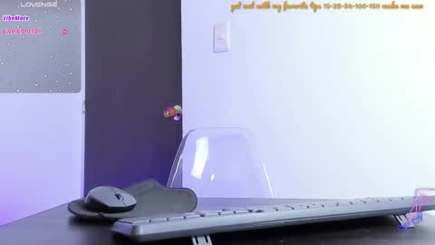 Nahomi  Carol online show from 8, 10, 2025