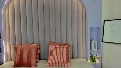  VICTORIA  online show from 29, 11, 2025