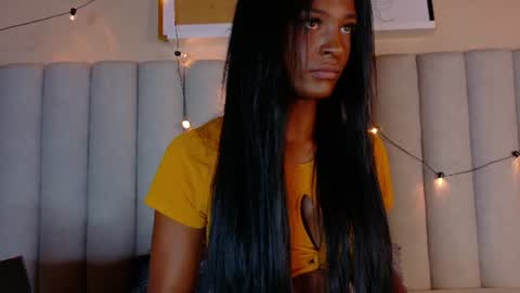 Snapshot of nahomicampbell_ chatting on 22, 6, 2026 VICTORIA online show from 22, 6, 2026