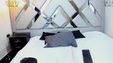 Nahomi  online show from 5, 10, 2025